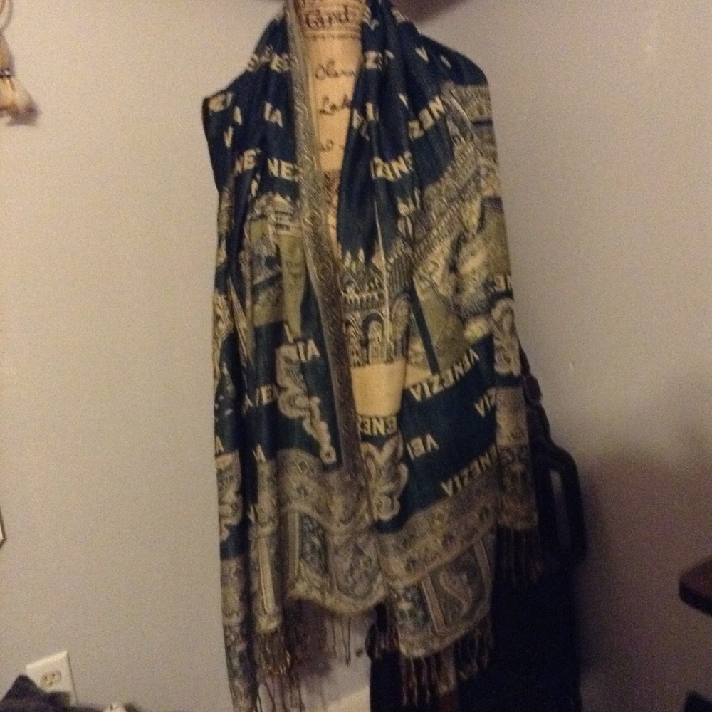 ***SALE*** Mediterranean shawl/wrap/scarf